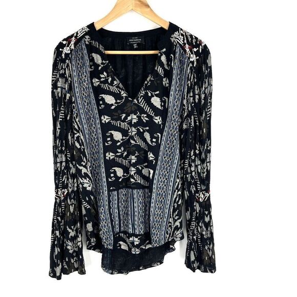 Lucky Brand Top Size Medium Womens Black Embroidered Peasant V Neck Bell Sleeve - Picture 1 of 10